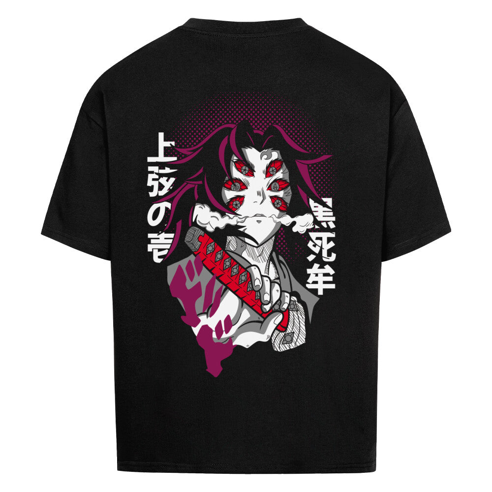 Elegantes Premium Oversized Shirt in Dunkelgrau, mit hochwertigem Kokushibo-Print aus Demon Slayer, modisches Unisex-Design, ideal für Anime-Liebhaber, komfortabel und vielseitig für Freizeit und Alltag, aus weichem Stoff gefertigt.